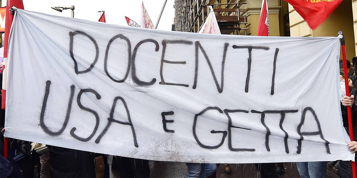 docenti preari protestano